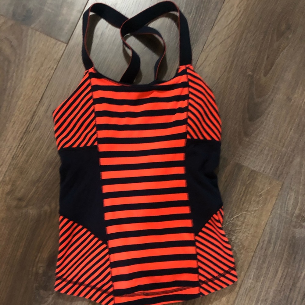 Lulu Lemon tank